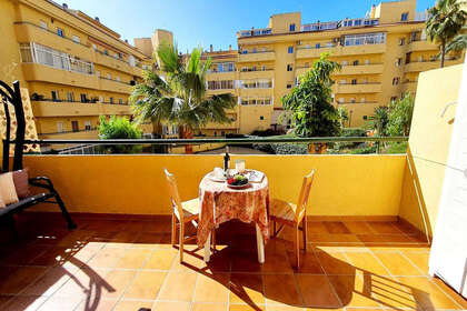 Apartment for sale in Los Pacos, Fuengirola, Málaga. 