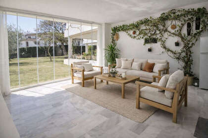 Apartment for sale in Calahonda, Mijas, Málaga. 