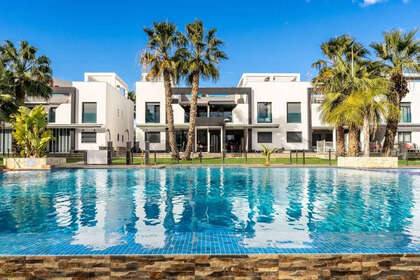 Apartment for sale in Zenia, La, Alicante. 