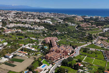 House for sale in Benalmádena, Málaga. 