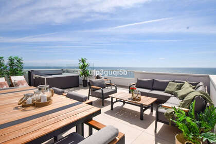 Penthouse for sale in Fuengirola, Málaga. 