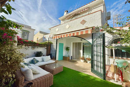 House for sale in Calahonda, Mijas, Málaga. 