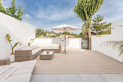 House for sale in Elviria, Marbella, Málaga. 