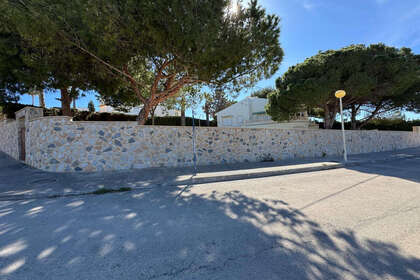 Cluster house for sale in Cabo Roig, Alicante. 