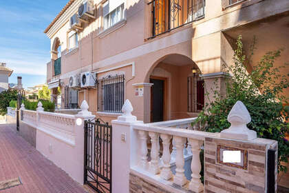 Apartment for sale in Zenia, La, Alicante. 