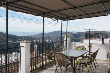 Huse til salg i Cómpeta, Málaga. 