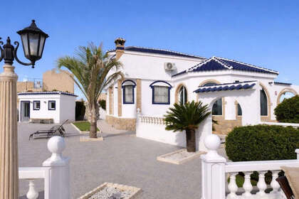 Cluster house for sale in Mazarrón, Murcia. 