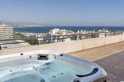 Penthouse/Dachwohnung zu verkaufen in Puerto Banús, Málaga. 