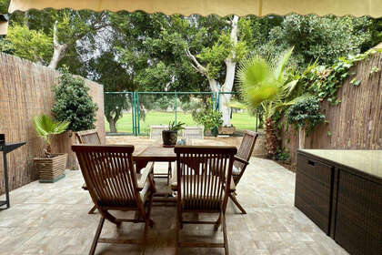 Reihenhaus zu verkaufen in Alicante/Alacant. 