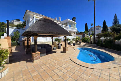 Casa Cluster venda em Cerros Del Lago, Marbella, Málaga. 