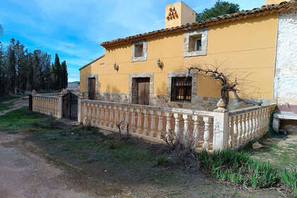 Ranch for sale in Yecla, Murcia. 