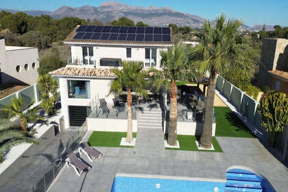 Casa Cluster venda em Alfaz del pi / Alfàs del Pi, Alicante. 