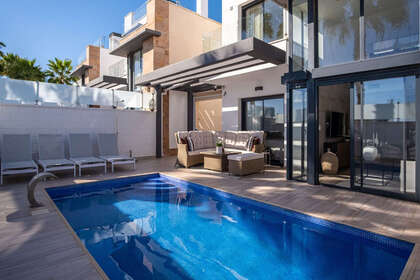 Reihenhaus zu verkaufen in , Orihuela, Alicante. 