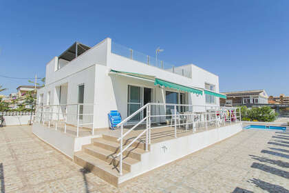 Cluster house for sale in Torrelamata - La Mata, Torrevieja, Alicante. 