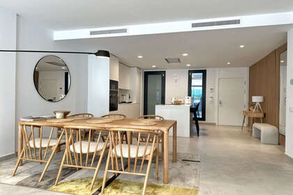 Apartment zu verkaufen in Puerto de Cabopino, Marbella, Málaga. 