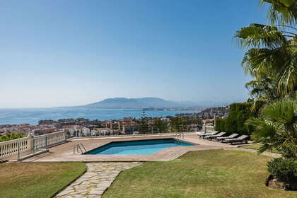 Casa Cluster venda em Vélez-Málaga. 