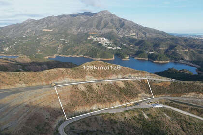 Grundstück/Finca zu verkaufen in Benahavís, Málaga. 