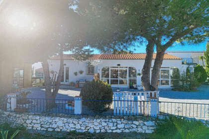 Chalet Adosado venta en Cómpeta, Málaga. 