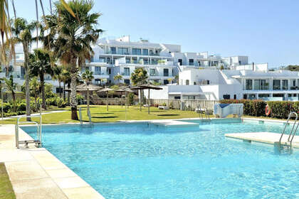 Apartment zu verkaufen in Cala Del Moral, La, Málaga. 
