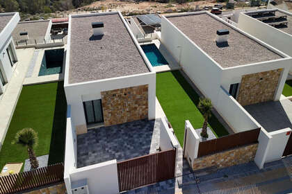 Casa Cluster venda em Finestrat, Alicante. 