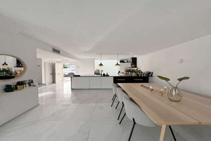 Haus zu verkaufen in Nueva andalucia, Málaga. 