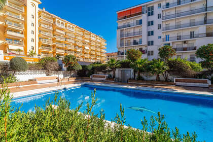 Penthouse/Dachwohnung zu verkaufen in Fuengirola, Málaga. 