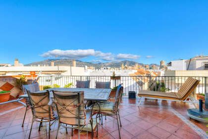 Penthouse/Dachwohnung zu verkaufen in Fuengirola, Málaga. 