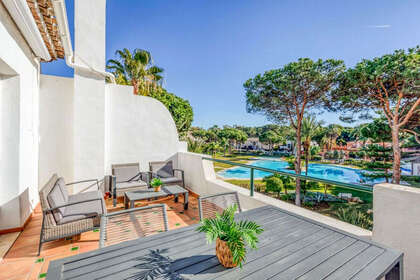 Penthouse/Dachwohnung zu verkaufen in Nueva Andalucía, Marbella, Málaga. 