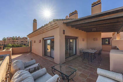 Penthouse for sale in Ojén, Málaga. 