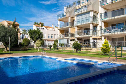 Apartment zu verkaufen in Villamartín, Alicante. 