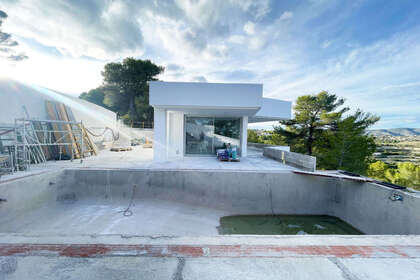 Reihenhaus zu verkaufen in Moraira, Alicante. 