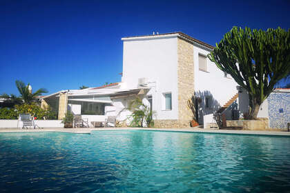 Reihenhaus zu verkaufen in Dénia, Alicante. 