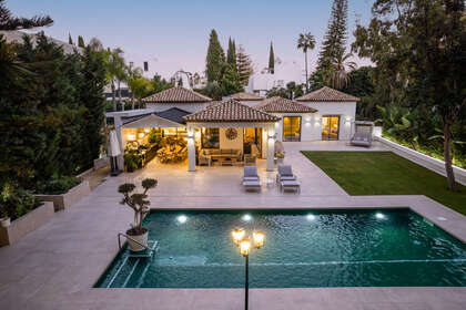 Reihenhaus zu verkaufen in Nueva andalucia, Málaga. 