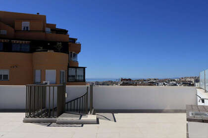 Penthouse/Dachwohnung zu verkaufen in Estepona, Málaga. 