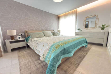 Apartment zu verkaufen in San Roque, Cádiz. 