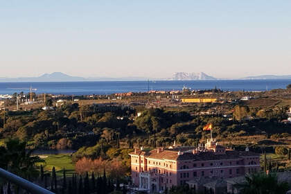 Apartment zu verkaufen in Benahavís, Málaga. 