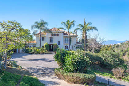 Reihenhaus zu verkaufen in Altos de Los Monteros, Marbella, Málaga. 