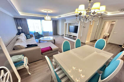 Apartamento venda em Puerto Banús, Málaga. 