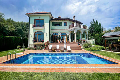 Reihenhaus zu verkaufen in Marbella, Málaga. 