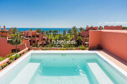 Penthouse venda em Puerto Banús, Marbella, Málaga. 