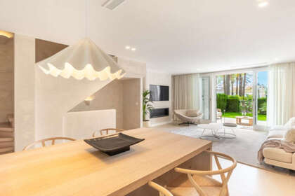 Haus zu verkaufen in Marbella, Málaga. 