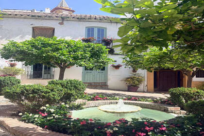 Haus zu verkaufen in Estepona, Málaga. 