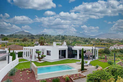 Reihenhaus zu verkaufen in Alhaurín el Grande, Málaga. 