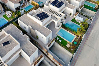 Reihenhaus zu verkaufen in Algorfa, Alicante. 