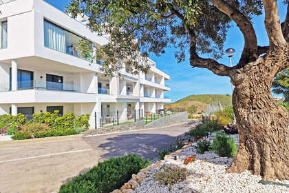 Apartment zu verkaufen in Cala Del Moral, La, Málaga. 