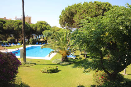 Apartment zu verkaufen in Puerto de Cabopino, Marbella, Málaga. 