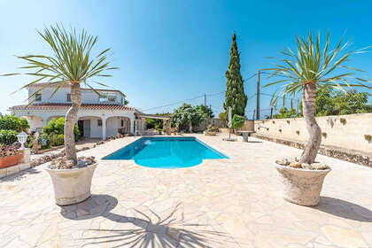 Casa Cluster venda em Nerja, Málaga. 