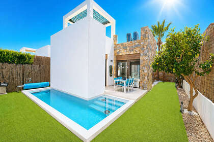 Řadový dům na prodej v , Orihuela, Alicante. 