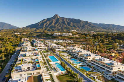 Apartmány na prodej v Puerto Banús, Marbella, Málaga. 