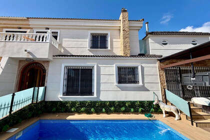Huse til salg i Zenia, La, Alicante. 